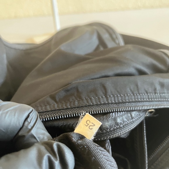 Prada unisex messenger bag - Picture 6 of 13